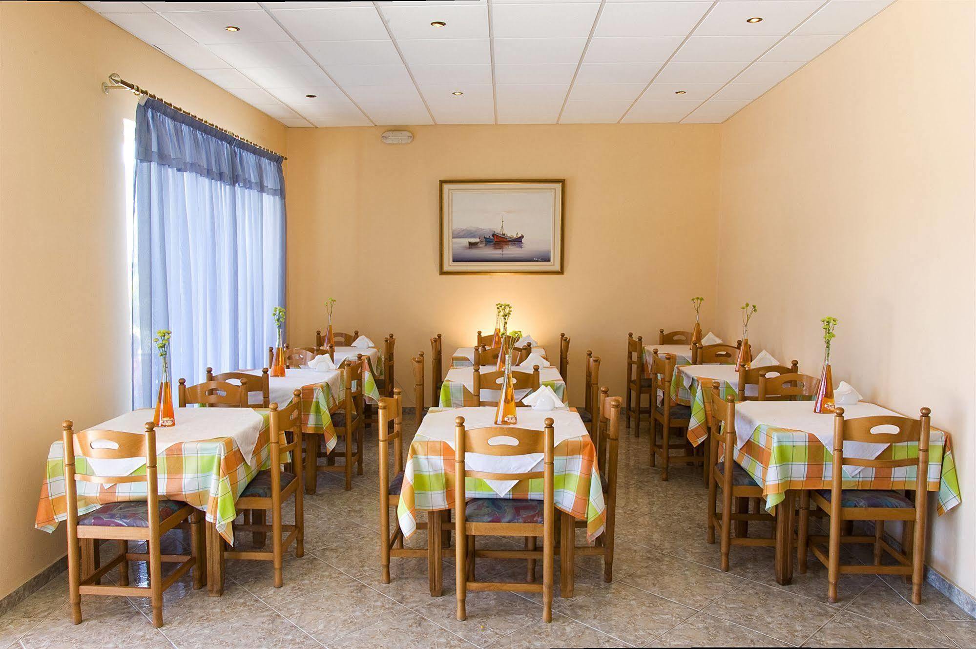 Hotel Plessas Palace Alykanas  Restaurant photo